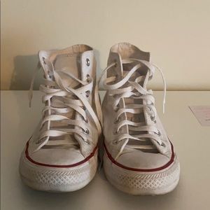 White high top converse size 8